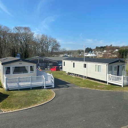 Whitecliff Bay Holiday Park - Most Popular Location Near Pools, Clubs And Beach Bembridge Kültér fotó