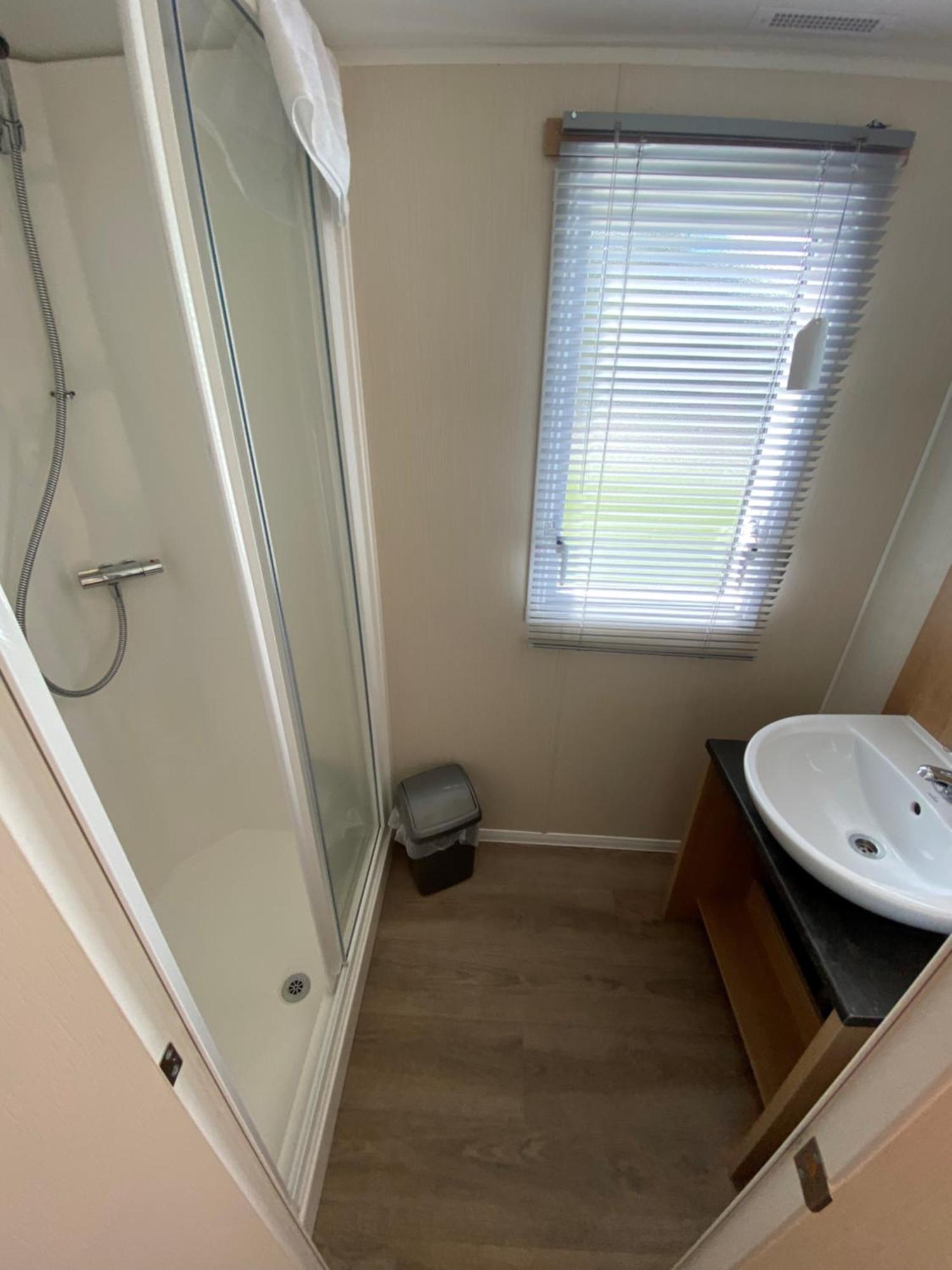 Whitecliff Bay Holiday Park - Most Popular Location Near Pools, Clubs And Beach Bembridge Kültér fotó