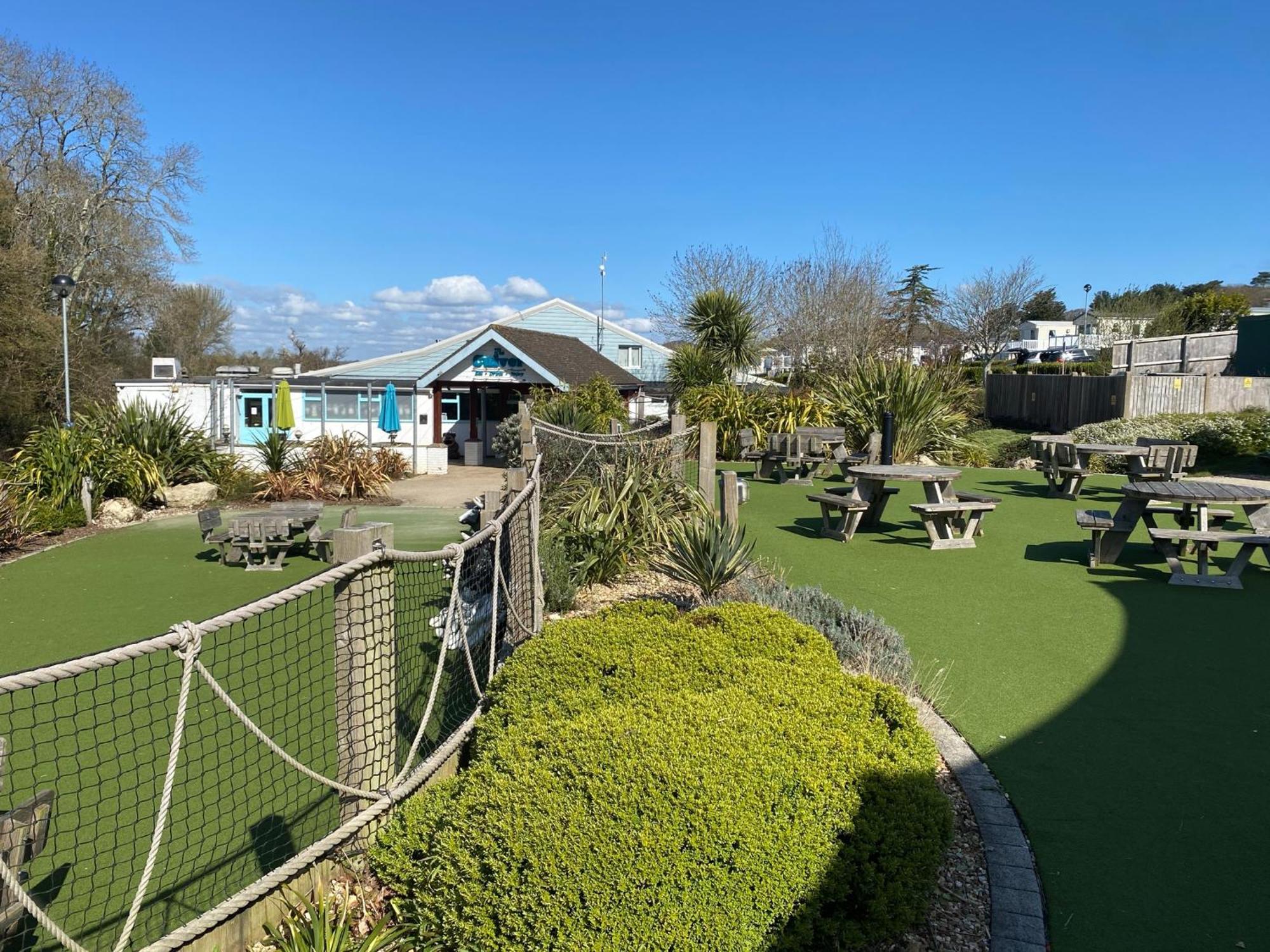 Whitecliff Bay Holiday Park - Most Popular Location Near Pools, Clubs And Beach Bembridge Kültér fotó