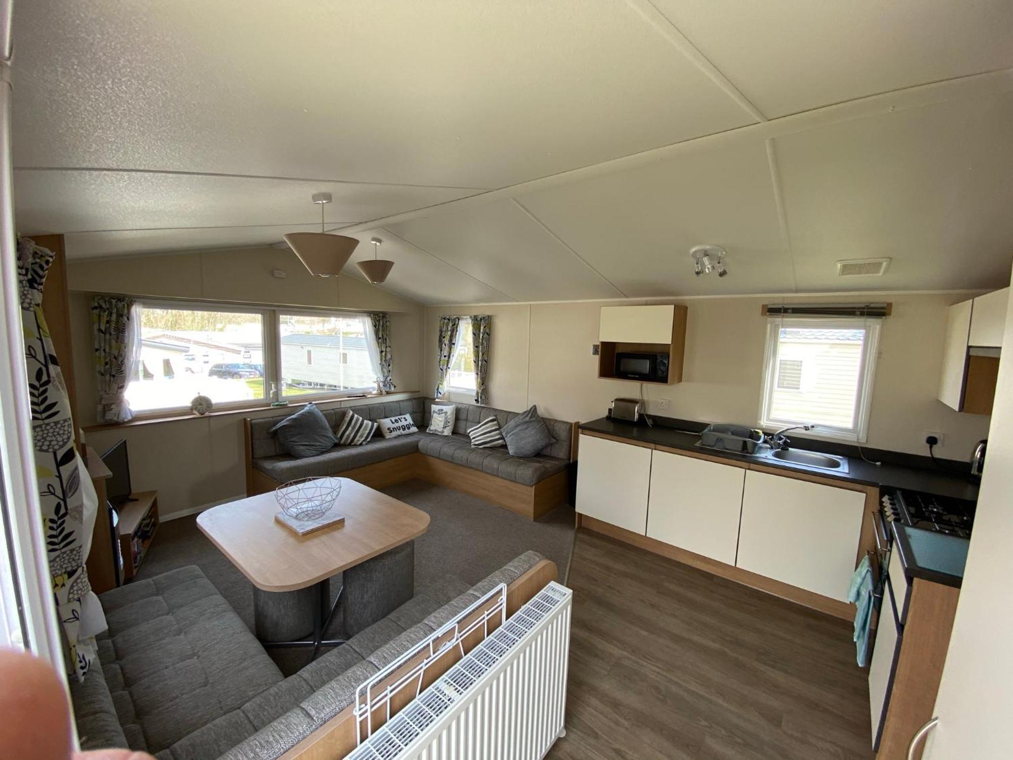 Whitecliff Bay Holiday Park - Most Popular Location Near Pools, Clubs And Beach Bembridge Kültér fotó